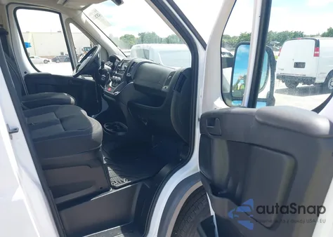 2017 Ram Promaster 1500 Low Roof 118 Wb z USA, uszkodzony, nr VIN 3C6TRVNG3HE517759